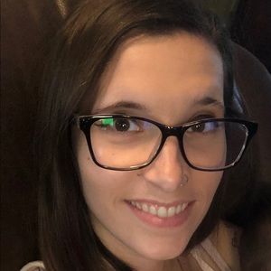 Meet your Posher, Lindsey